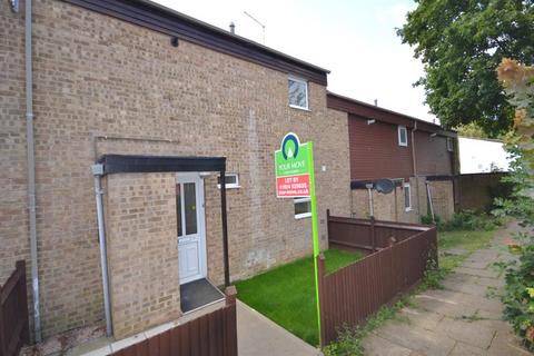 3 bedroom terraced house to rent, Nethermead Court, Northampton NN3