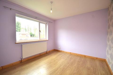 3 bedroom end of terrace house to rent, Faramir Place, Northampton NN3