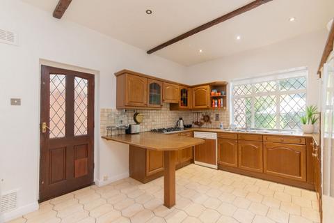 undefined, Canons Drive, Edgware, HA8