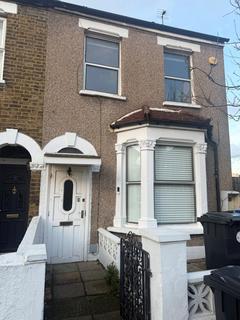 2 bedroom maisonette to rent, LONDON