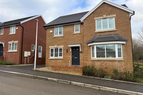 4 bedroom detached house for sale, Rhodfa Cae Uchel, Aberdare CF44