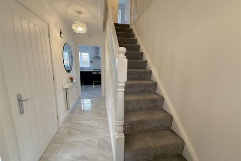 4 bedroom detached house for sale, Rhodfa Cae Uchel, Aberdare CF44