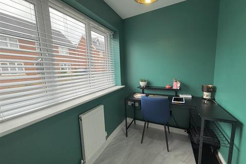 4 bedroom detached house for sale, Rhodfa Cae Uchel, Aberdare CF44