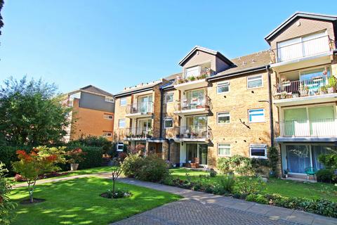 3 bedroom apartment for sale, Overbury Avenue, Beckenham, BR3