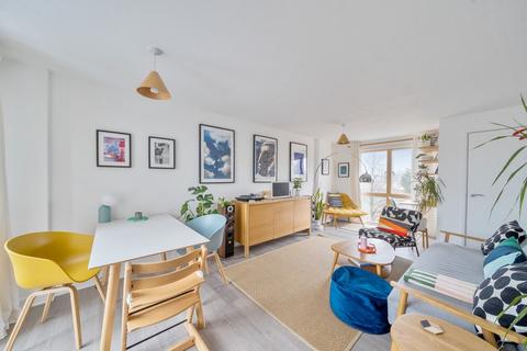 2 bedroom flat for sale, St. Norbert Road, Brockley, London, SE4