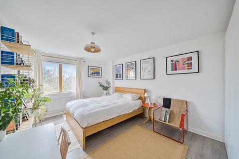 2 bedroom flat for sale, St. Norbert Road, Brockley, London, SE4