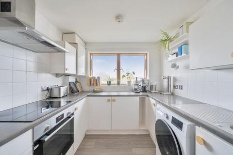 2 bedroom flat for sale, St. Norbert Road, Brockley, London, SE4