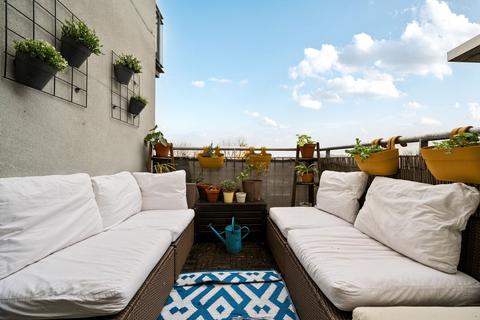 2 bedroom flat for sale, St. Norbert Road, Brockley, London, SE4