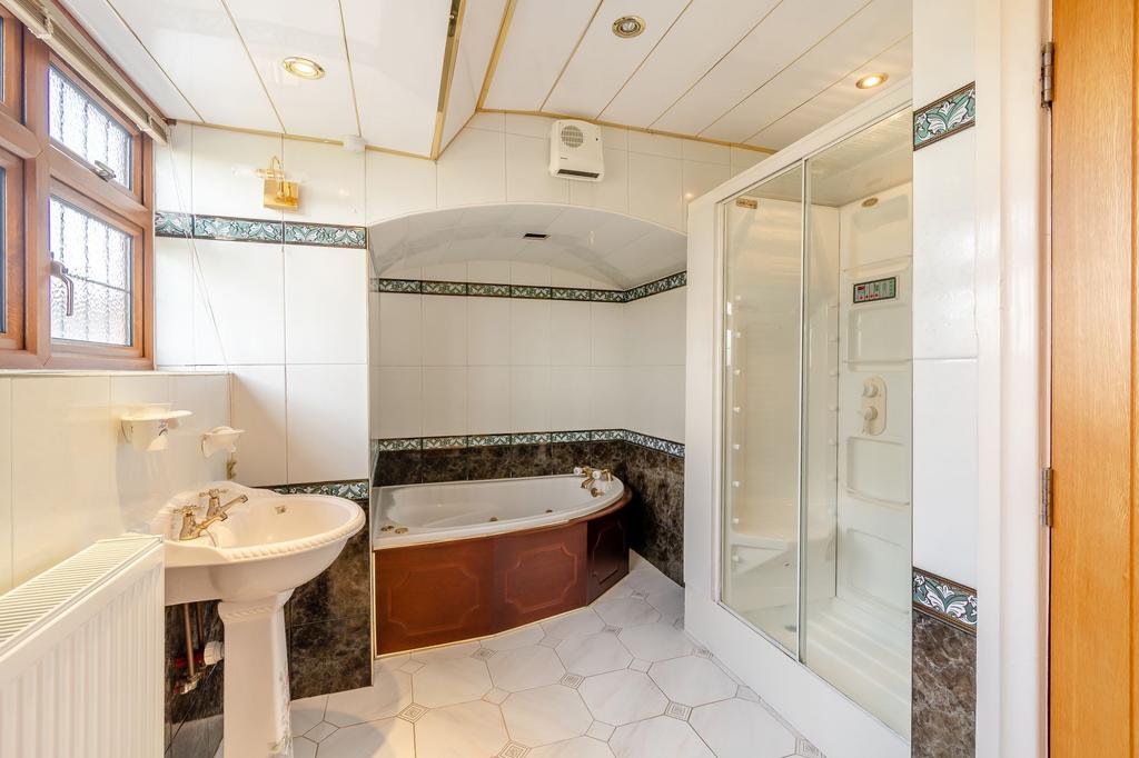 Family bathroom