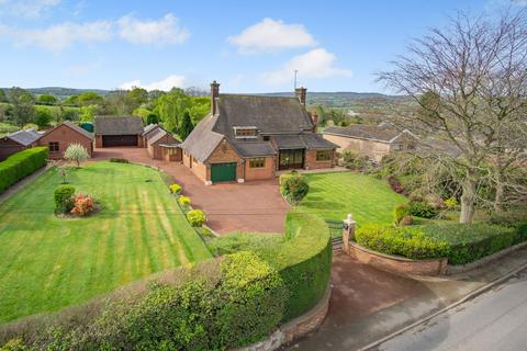 4 bedroom detached house for sale, Mold Road, Mynydd Isa, CH7