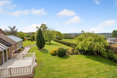 4 bedroom detached house for sale, Mold Road, Mynydd Isa, CH7