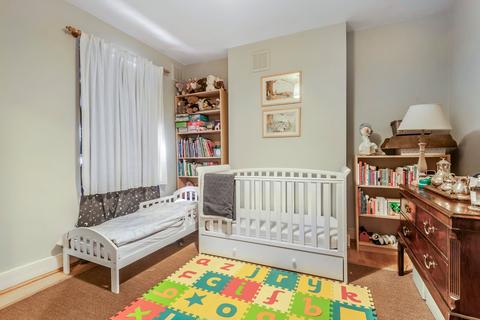 2 bedroom flat for sale, Leahurst Road, Hither Green, London, SE13