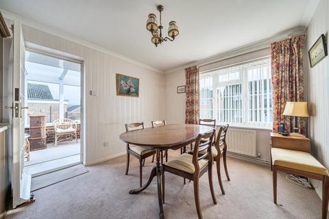 3 bedroom detached bungalow for sale, Storrington - popular development