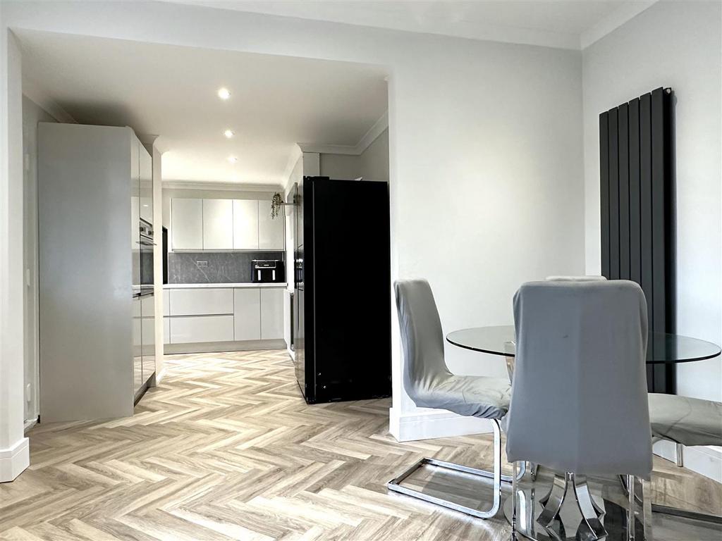 Kitchen/Diner 732
