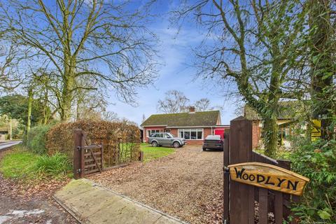 undefined, School Road, Bedingham