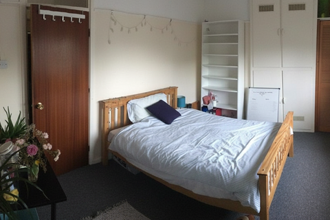4 bedroom house to rent, Camborne Road, Horfield BS7
