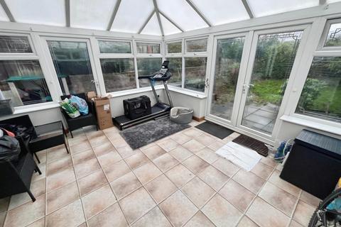3 bedroom end of terrace house to rent, Cross Lane, Sedgley, DY3 1PB