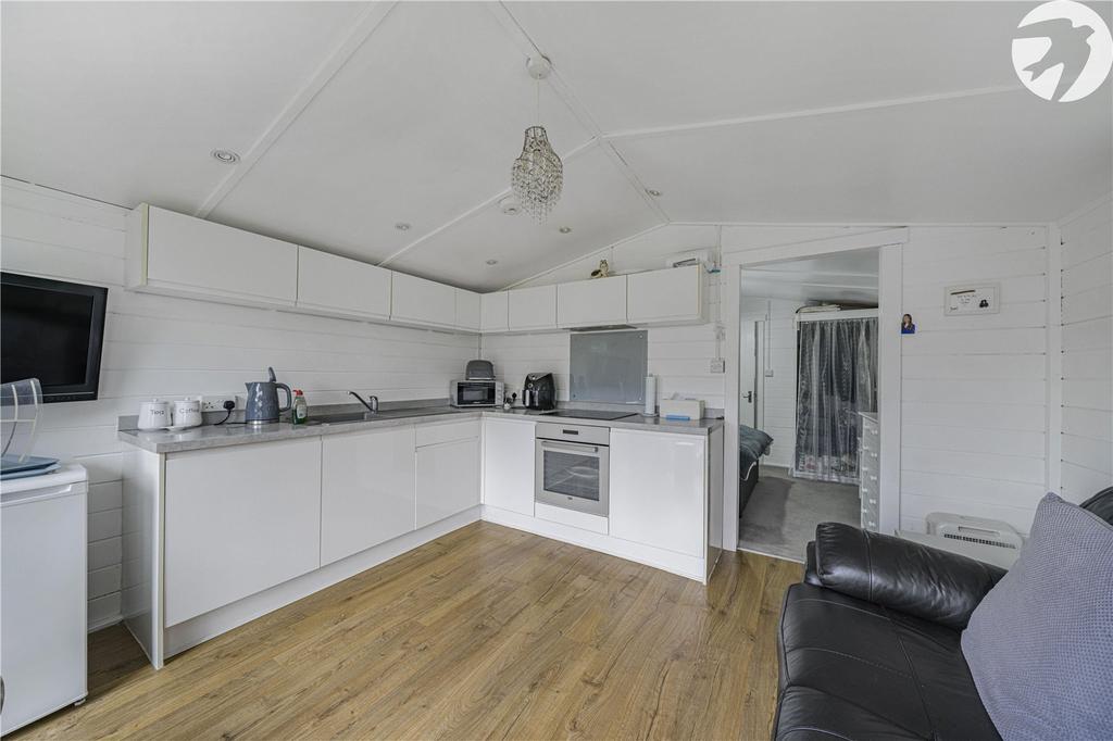 Living Area (Annex)