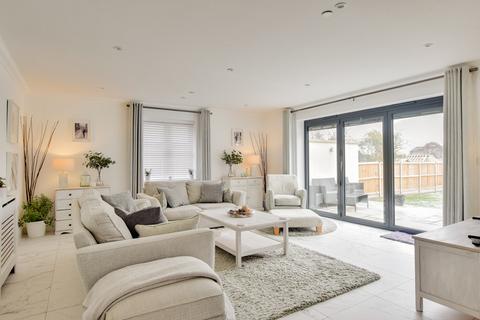 3 bedroom detached bungalow for sale, Glebe Lane, Little Easton