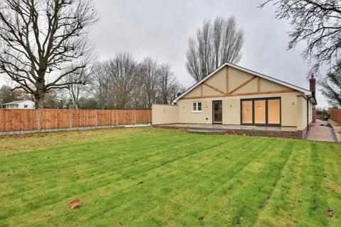 3 bedroom detached bungalow for sale, Glebe Lane, Little Easton
