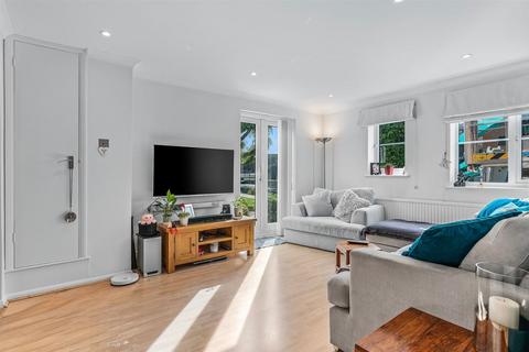 2 bedroom duplex for sale, Albany Mews, Ware SG12