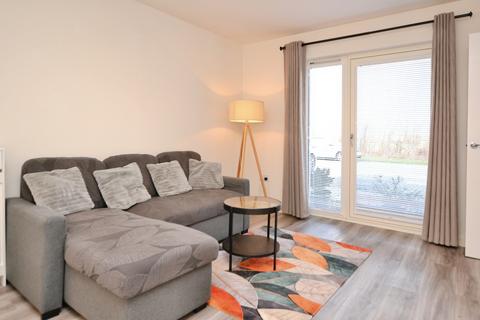 3 bedroom terraced house to rent, Broomview Path, Edinburgh, EH11