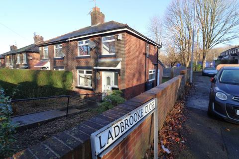 3 bedroom semi-detached house to rent, Ladbrooke Road, Ashton Under Lyne OL6