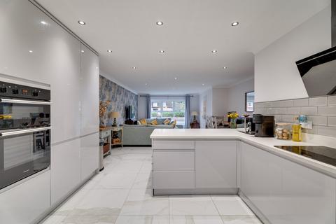 4 bedroom detached house for sale, High Street, Sudbury CO10