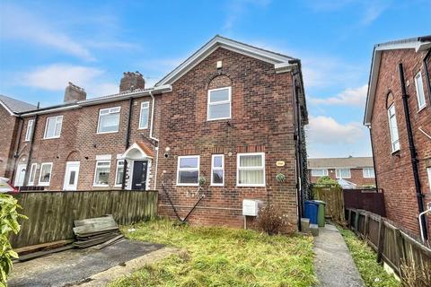 3 bedroom end of terrace house for sale, The Ridgeway, South Shields