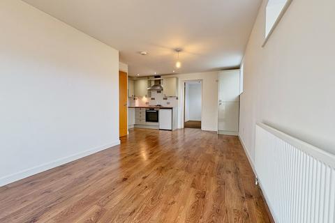 2 bedroom apartment to rent, South Avenue, Southend On Sea SS2