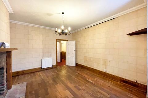 2 bedroom flat for sale, Wilson Road, Southend On Sea SS1