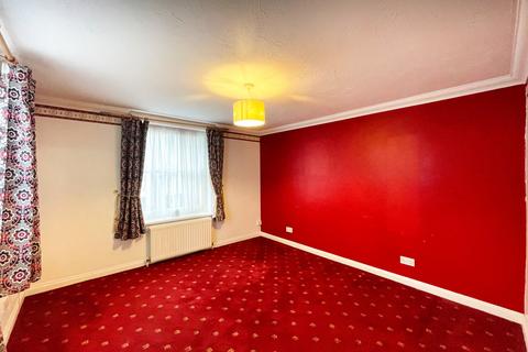 2 bedroom flat for sale, Wilson Road, Southend On Sea SS1