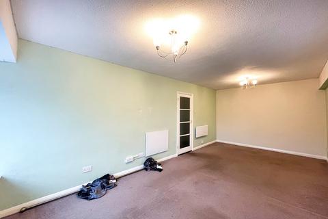 2 bedroom flat for sale, Westward Ho!, Westcliff On Sea SS0
