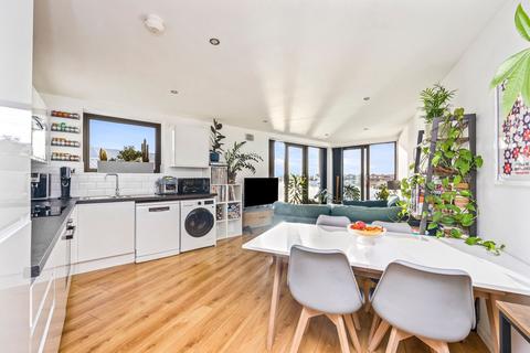 2 bedroom flat for sale, Brighton Road, Shoreham-By-Sea BN43