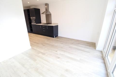 3 bedroom townhouse to rent, Hopwoods Road, Bury St Edmunds IP32