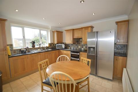 3 bedroom apartment for sale, Great Cullings, Romford