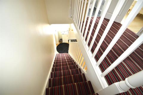 3 bedroom apartment for sale, Great Cullings, Romford
