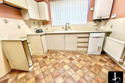 3 bedroom semi-detached house for sale, Roberts Road, Telford TF7