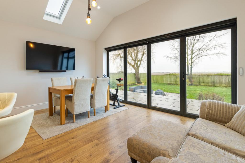 Bifold Feature Doors