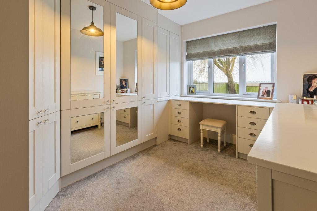 Bed 3/Dressing Room