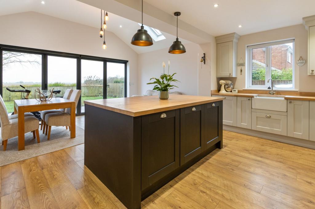 Dining Kitchen