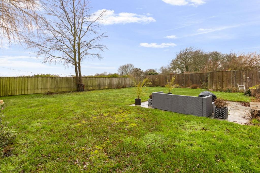 Large Lawn