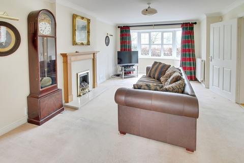 5 bedroom detached house for sale, Park View East, March PE15