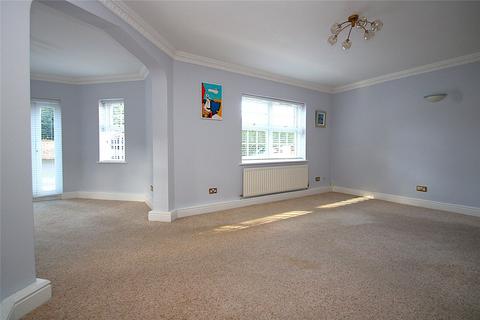 2 bedroom flat for sale, Oatlands Chase, Weybridge, Surrey, KT13