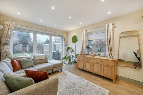 3 bedroom semi-detached house for sale, Cambridge Road, Walton-On-Thames, Surrey, KT12