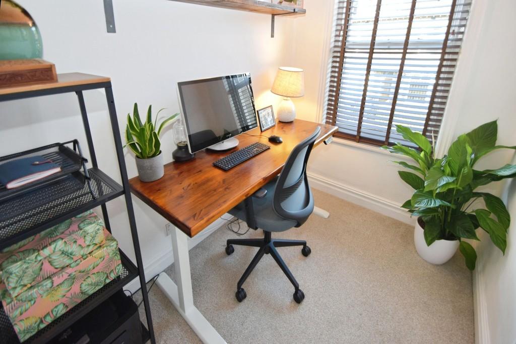Baf6f0e2-Bedroom 204