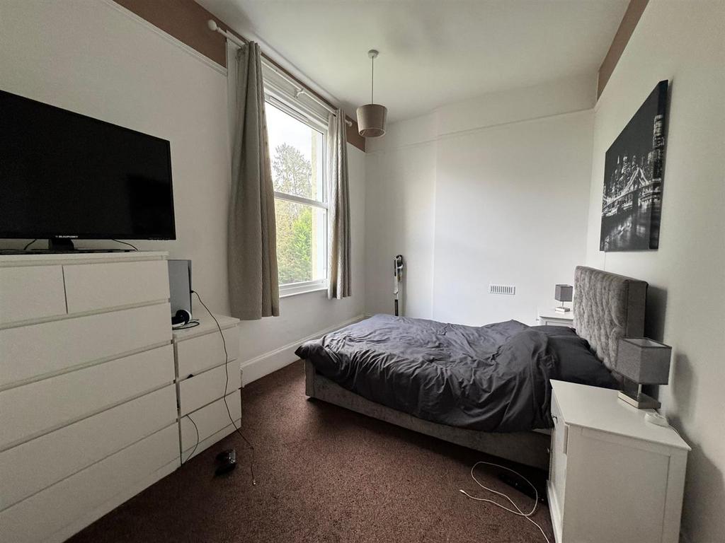 Bedroom.jpg