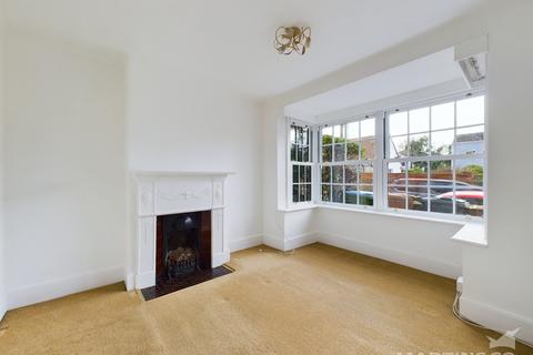 3 bedroom terraced house to rent, Silvermere Cottage, Canning Road