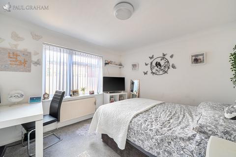 2 bedroom ground floor maisonette for sale, Highfield Road, Sutton