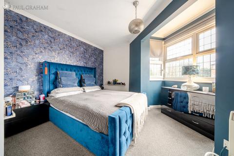 2 bedroom end of terrace house for sale, Cricketers Terrace, Carshalton